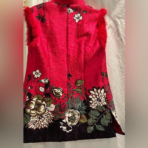 Women’s Red Tang Suit Hanfu Style Sleeveless Vintage Embroidered Waistcoat - Picture 3 of 3